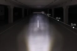 Bumm Ixon-Core Schwarz Mit Integriertem Lithium-Akku Und USB-Ladegerät -Fahrradladen 180Lc