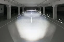 Bumm Lumotec IQ-X Sensor Plus Mit Tagfahrlicht Schwarz -Fahrradladen Lampe Scheinwerfer Bumm Lumotec IQ X T Sensor Plus schwarz 164RTSNDI 01 070 20667 4006021010253d