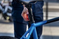 Sigma Infinity Mit Akku Für USB-Ladegerät -Fahrradladen Sigma Batterieruecklicht Rueckleuchte Infinity USB Akku 15200 4016224152001b