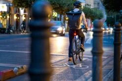 Sigma Infinity Mit Akku Für USB-Ladegerät -Fahrradladen Sigma Batterieruecklicht Rueckleuchte Infinity USB Akku 15200 4016224152001c